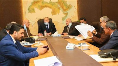 رئيس هيئة قضايا الدولة يزور اللجنة المشرفة على انتخابات نقابة المحامين