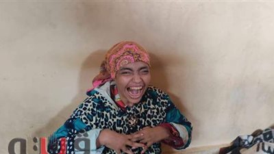 شلل كامل وتأخر ذهني واستخدام 