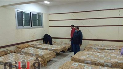 صرف إعانات عاجلة لـ6 أسر بكفر الشيخ | صور