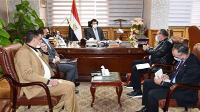وزير الرياضة يبحث مع اتحاد الشراع ترتيبات استضافة بطولتي أفريقيا والعالم