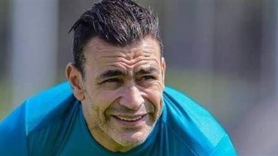 عصام الحضري للاعبي الأهلي: منتظرين البرونزية