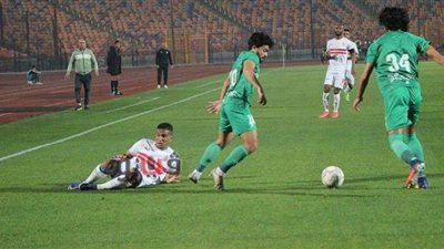 تدريبات تأهيلية لـ أشرف بن شرقي على هامش مران الزمالك