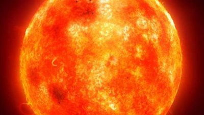 حدث نادر.. قمر صناعي يرصد التوهج الشمسي في اتجاه المشترى