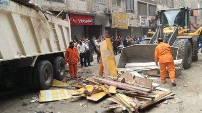 بعد منعهم من الدخول.. ضبط لحوم فاسدة بمحل كشري في عين شمس