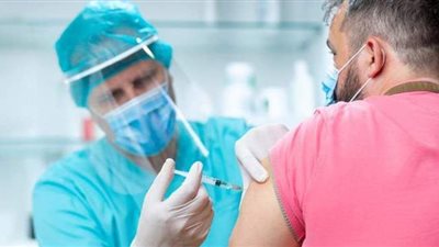 إيران تطلق حملة تطعيم ضد كورونا بلقاح سبوتينك الروسي