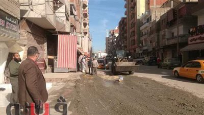 إزالة أعمال بناء لإعاقتها الطريق بحي ثان بالإسماعيلية | صور