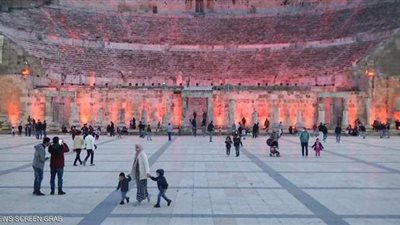 قبل يوم من الوصول.. الأردن يحتفل بوصول مسبار الأمل إلى المريخ بطريقه خاصة