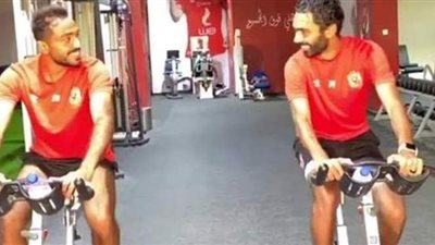بعد قرار الفيفا.. هل يفرض الأهلي عقوبات على الشحات وكهربا.. شوبير يجيب