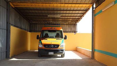 مواطن يتبرع لتوصيل مرضى الأورام للمستشفى في الأقصر