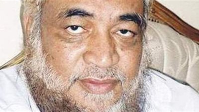 جثمان كرم زهدي يغادر الإسكندرية إلى المنيا