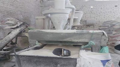 ضبط مخزنين لإعادة تعبئة الدقيق المدعم وبيعه بالسوق السوداء بالقليوبية