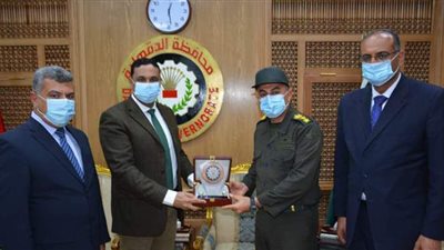 7 منافذ متحركة لبيع السلع الغذائية بأسعار مخفضة في الدقهلية