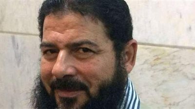 فؤاد الدواليبي يكشف اللحظات الأخيرة في حياة كرم زهدي.. صهر القيادي بالجماعة الإسلامية ينفي وفاته بفيروس كورونا.. ويؤكد: كان يتمتم بالقرآن قبل الموت