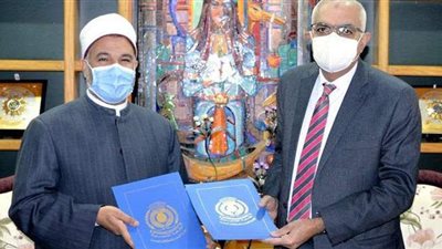 الأوقاف: مِنَح ماجستير ودكتوراه في 11 جامعة للأئمة والواعظات