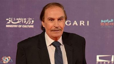 بينهم كيميا.. نجل عزت العلايلي: والدي كان بيحب سعاد حسني وأمي مكنتش بتغير