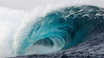 وسط مخاوف من تسونامي.. زلزال بقوة 7.7 ريختر يضرب المحيط الهادئ