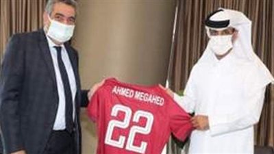 أحمد مجاهد يزور رئيس الاتحاد القطري في الدوحة