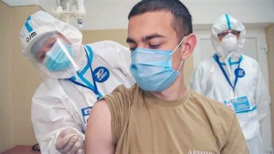 كاتب ألماني يقترح إعطاء الرجال الأولوية في تطعيم كورونا.. ودراسة علمية تكشف السبب