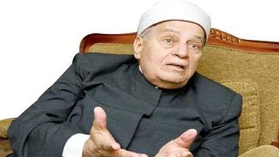 ما موقف الشرع من امتهان البعض للعلاج بالقرآن؟.. عالم أزهري يُجيب