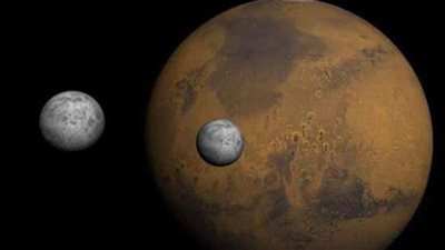 لأول مرة.. أقمار المريخ تظهر في سماء الإمارات | فيديو