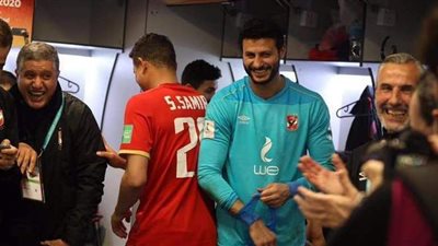 «كاف»: تهانينا للأهلي ممثل أفريقيا وبطلها