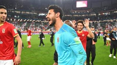 شاهد احتفالات وهتافات لاعبي الأهلي لـ 