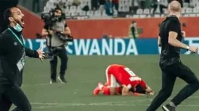 أحمد الشيخ عن صورة مروان محسن المؤلمة: صعبة جدًا بس بالله عليكم كونوا رحماء