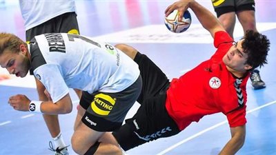 الأهلي يلتقي الجيش والزمالك مع سبورتنج في دوري اليد