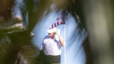 ملك الروقان.. صور تظهر ترامب يلعب «الجولف» أثناء جلسة محاكمته