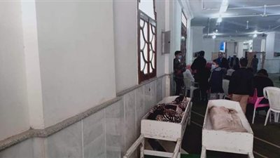 وصول جثمان الفنان علي حميدة إلى مسجد الفتح بمرسى مطروح | صور