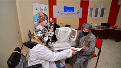 محافظ قنا: علاج 1550 مواطن من قرى ونجوع الوقف خلال يومين