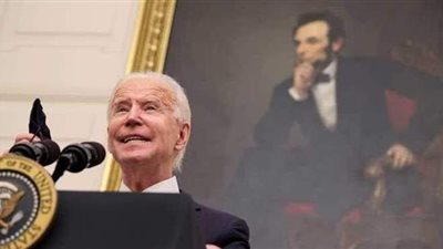 بايدن يتابع محاكمة ترامب ويترقب قرار الجمهوريين