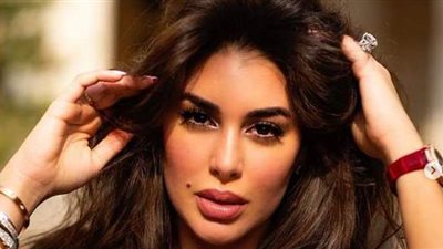 ياسمين صبري تتألق بالأسود في أحدث ظهور