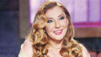 نادية الجندي تكشف سر استمرار علاقتها بطليقها: بينا حاجات حلوة