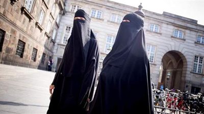 رؤية النقاب في المنام.. وعلاقته بالخسائر المادية والخلافات الزوجية