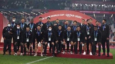 عمرو أديب: الأهلي في المونديال كان عظيمًا.. والشناوى الأفضل | فيديو