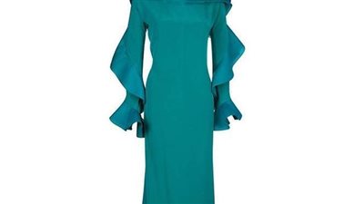 تفسير حلم ارتداء الفستان الطويل في المنام.. وعلاقته بسعة وزيادة الرزق