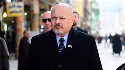 كريم خان يفوز بمنصب رئيس الادعاء بـ