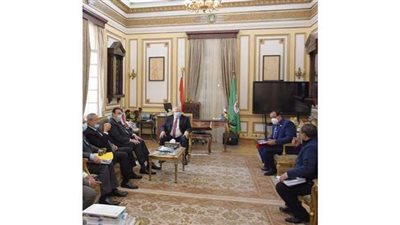 الخشت: نعمل على رفع معدلات الإنجاز بمشروع جامعة القاهرة الدولية