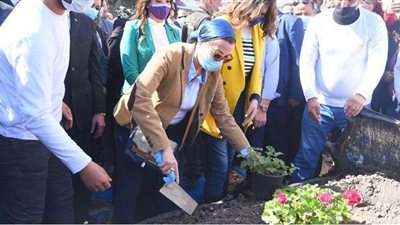 وزيرتا الهجرة والبيئة ومحافظ الغربية يطلقون مبادرة 