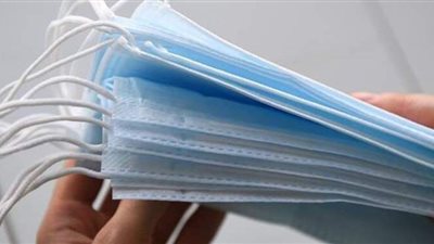 دراسة: ارتداء المصابين الكمامة الطبية يقلص شدة سريان فيروس كورونا