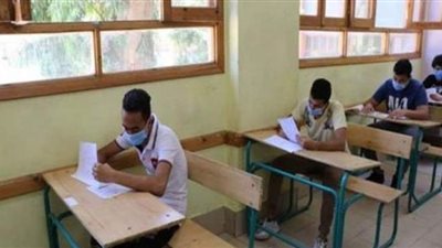 بعد قرارات لجنة كورونا.. تعرف على استعدادات الجيزة لامتحانات منتصف العام