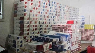 ضبط سيارة نقل محملة بـ164500 علبة سجائر مهربة في أسوان