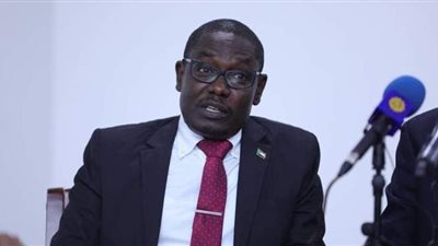 السودان يتعهد بتسليم قيادات الإخوان للجنائية الدولية