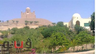 فى الفلانتين.. مقبرة أغاخان بنيل أسوان 