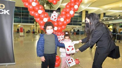 مصر للطيران تحتفل بعيد الحب بطرح تخفيضات 50% على أسعار التذاكر