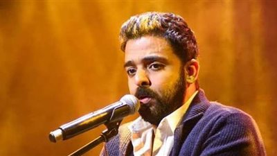 من لا يشكر الناس.. الشاعر عمرو حسن يحكي موقفًا جمعه بـ تامر حسني