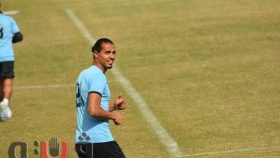 بعد تعافيه من كسر بالجمجمة.. عودة لاعب غزل المحلة للتدريبات | صور