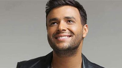 رامي صبري يتخطى المليون الأول بأغنية «عيونه لما قابلوني» في عيد الحب