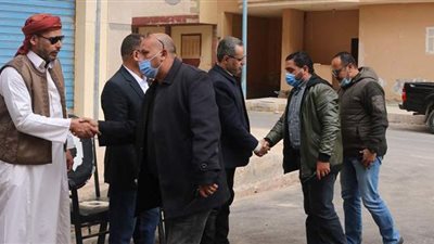 أسرة علي حميدة تستقبل العزاء في الفنان الراحل لليوم الثاني | صور